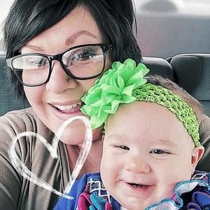 Meet your Posher, Hollie